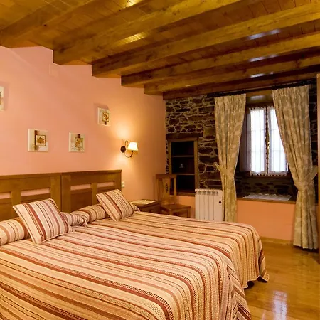 Casa De Aldea Toureye Cedemonio