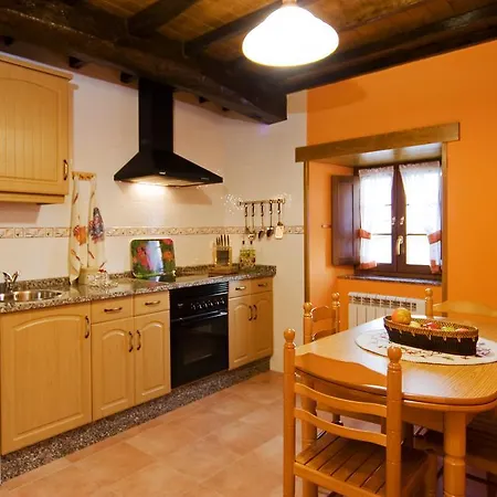 Casa rural Casa De Aldea Toureye Cedemonio
